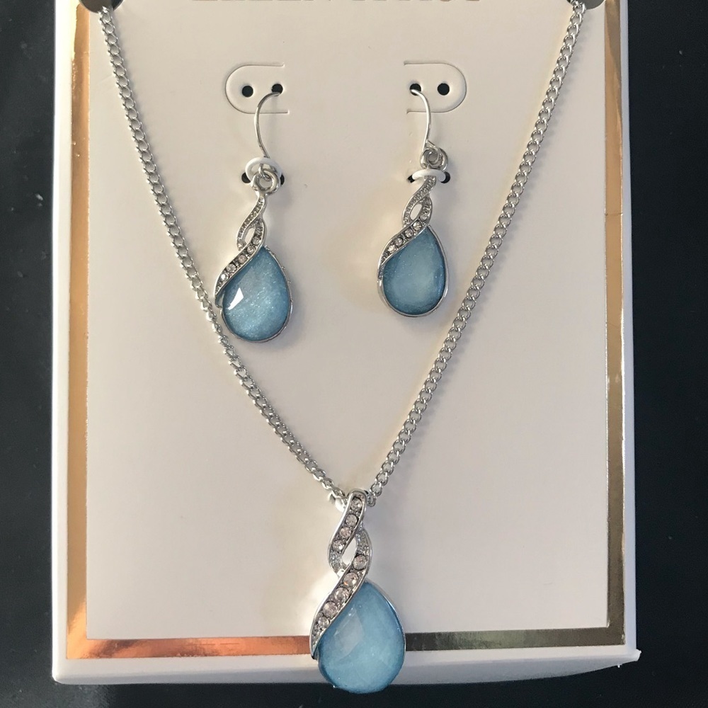 NWT Tracy Ellen Necklace & Earrings Set